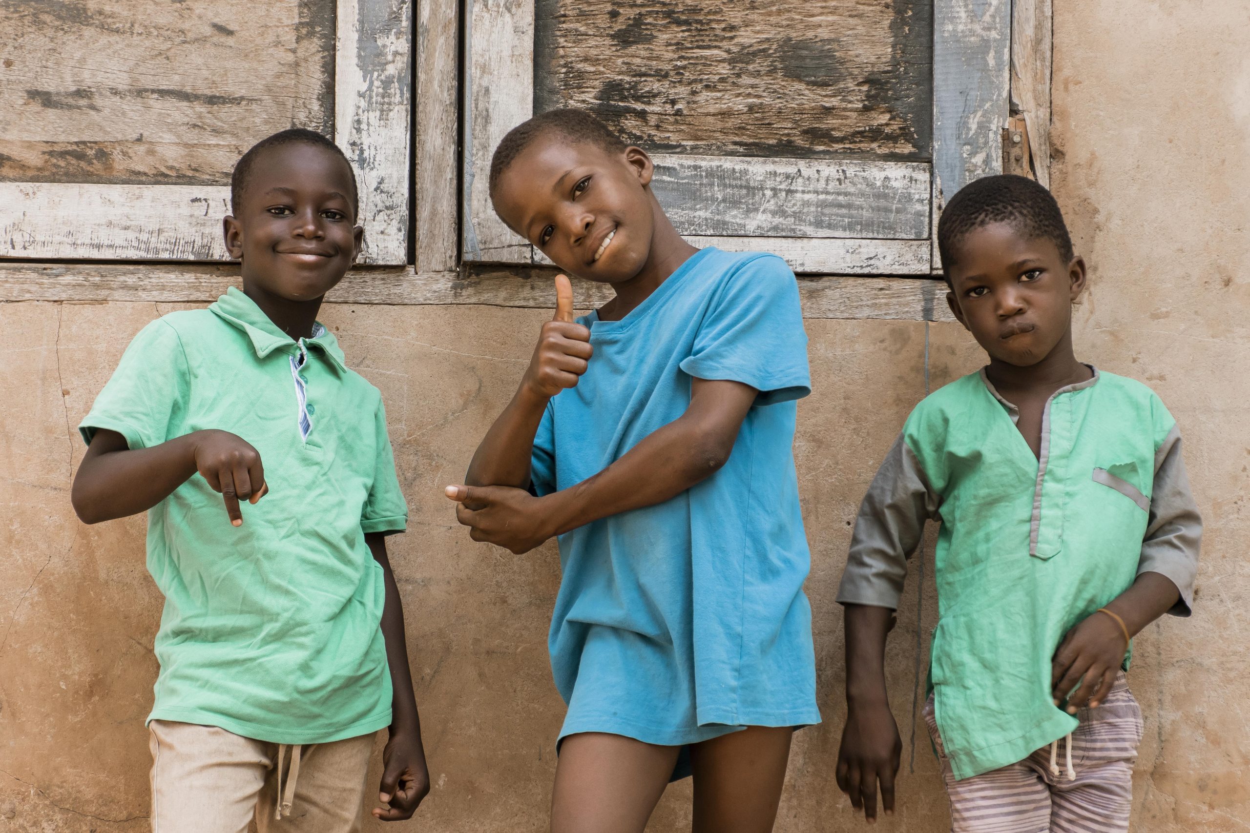 medium shot kids posing outdoors